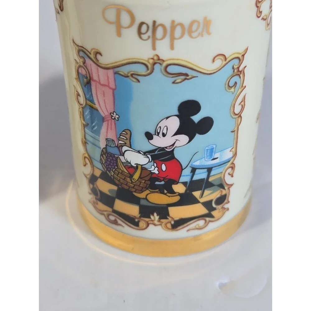 Lenox 1997 Disney Mickey Minnie Salt And Pepper Porcelain Shakers Complete
